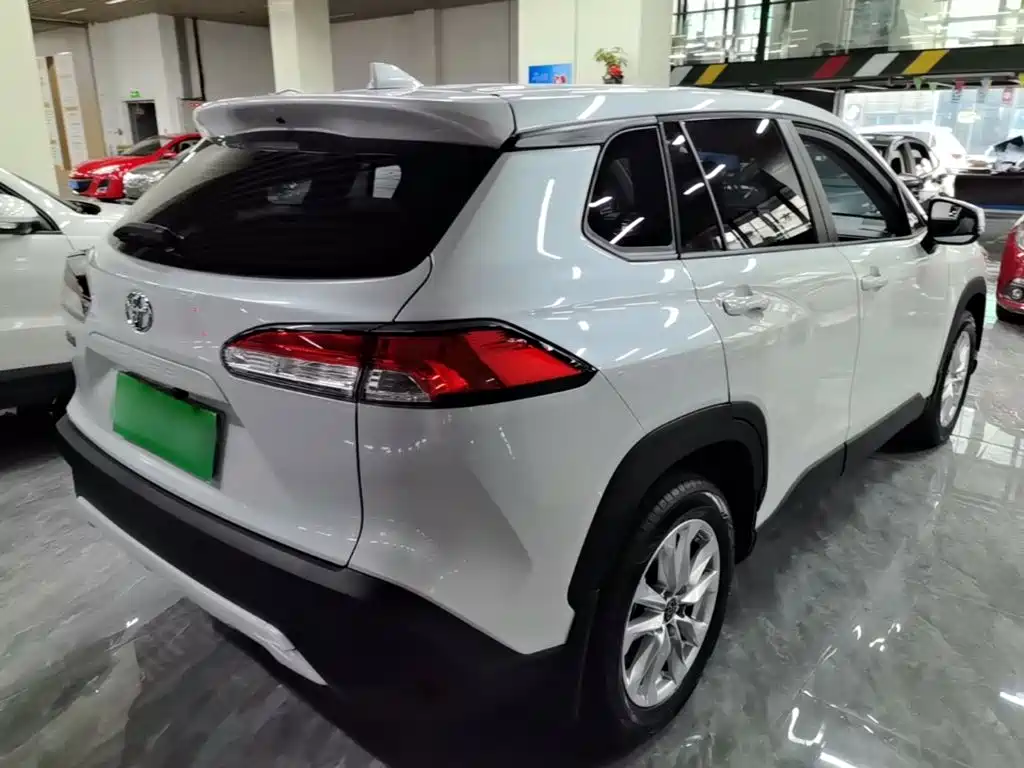Toyota Corolla Cross — миниатюра 7