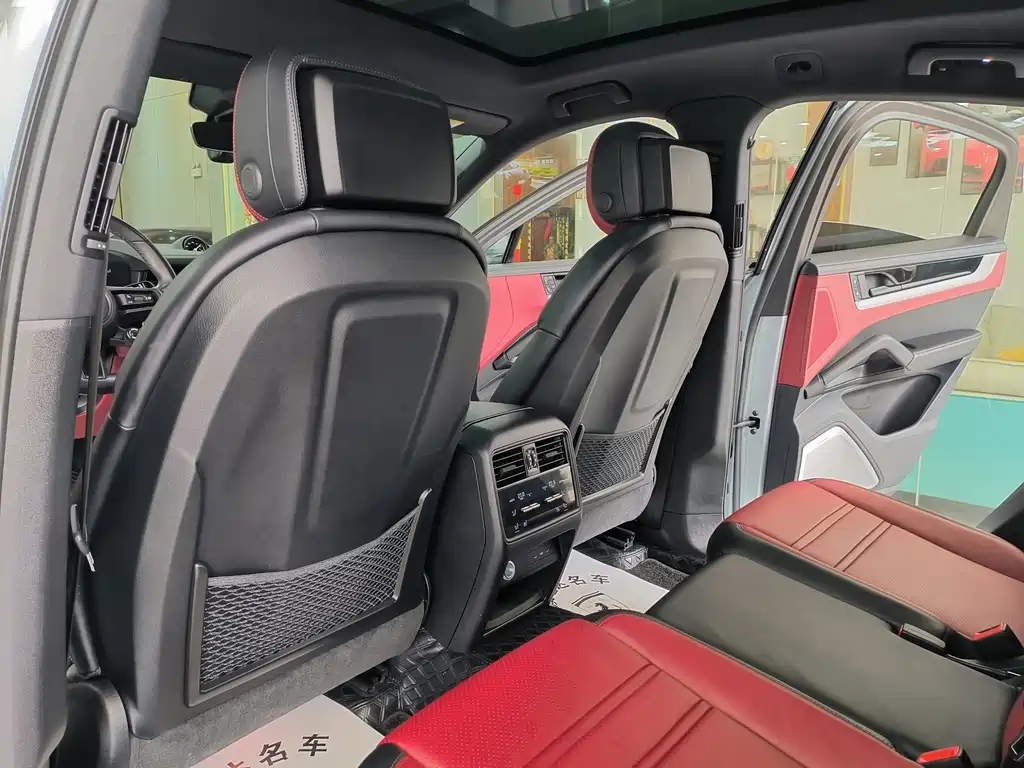 Porsche Cayenne — миниатюра 2