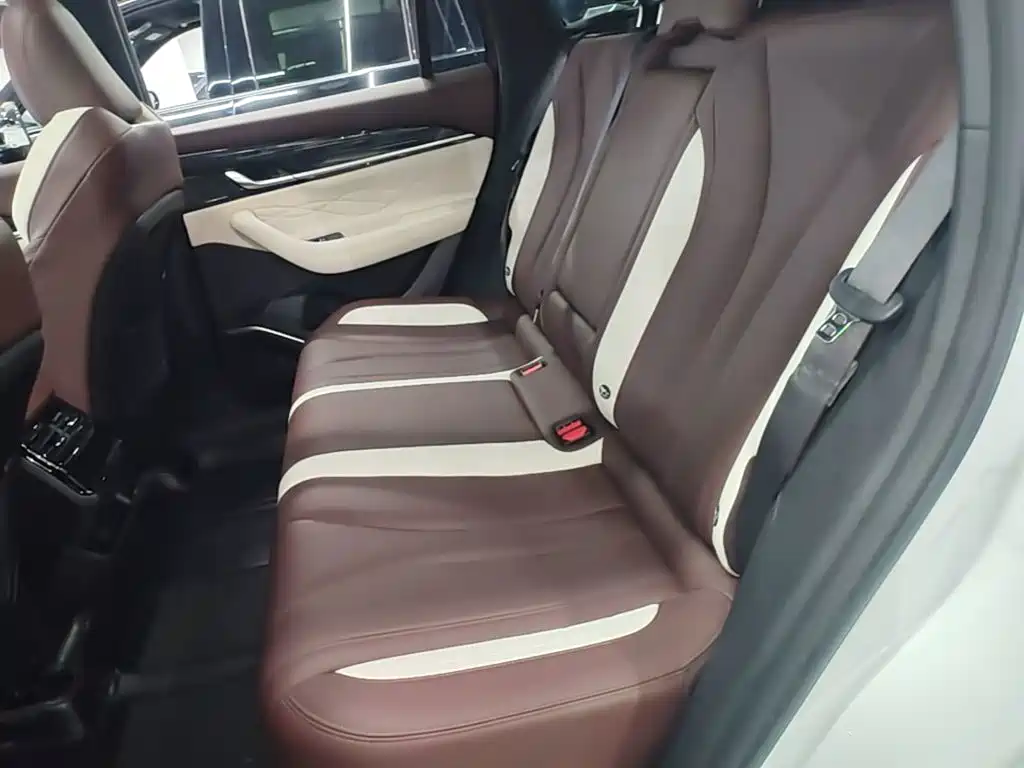 Geely Xingyue L — миниатюра 17