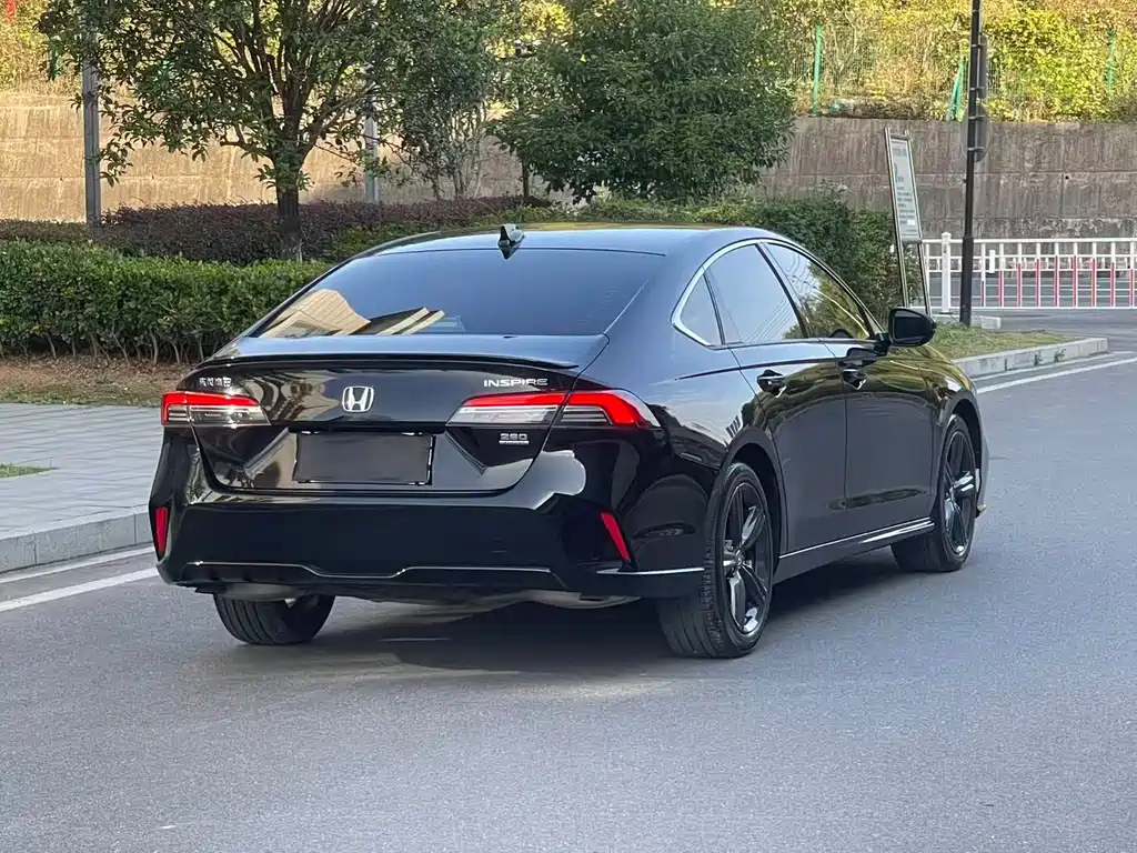 Honda Inspire — миниатюра 6