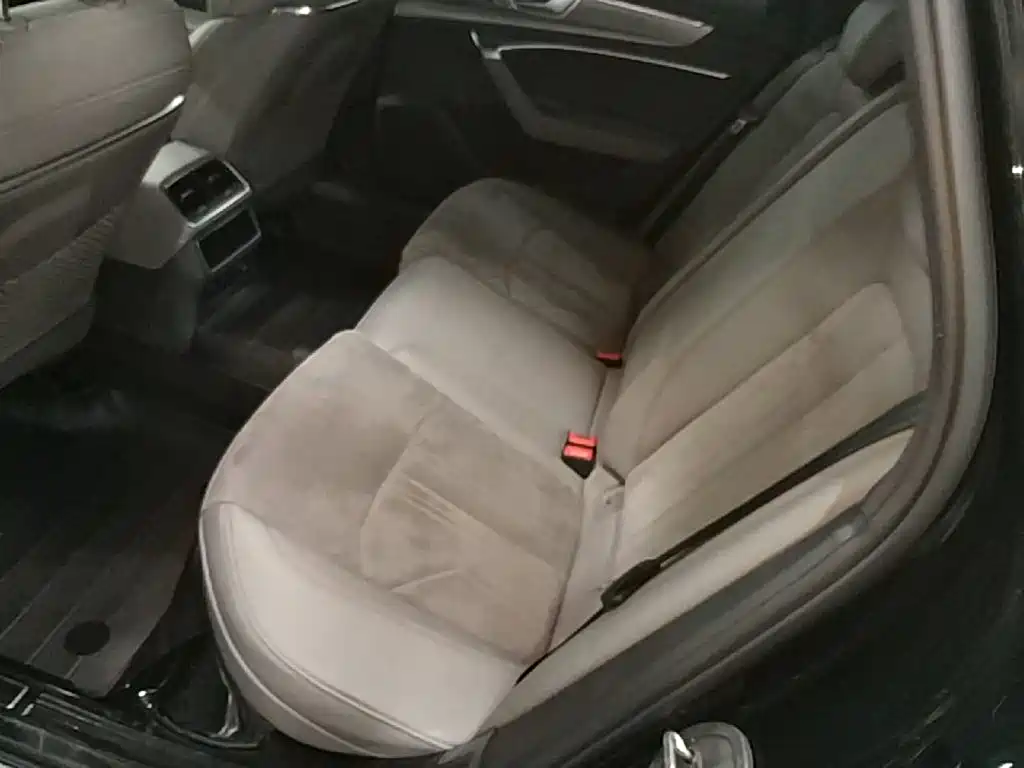 Audi A6L — миниатюра 17