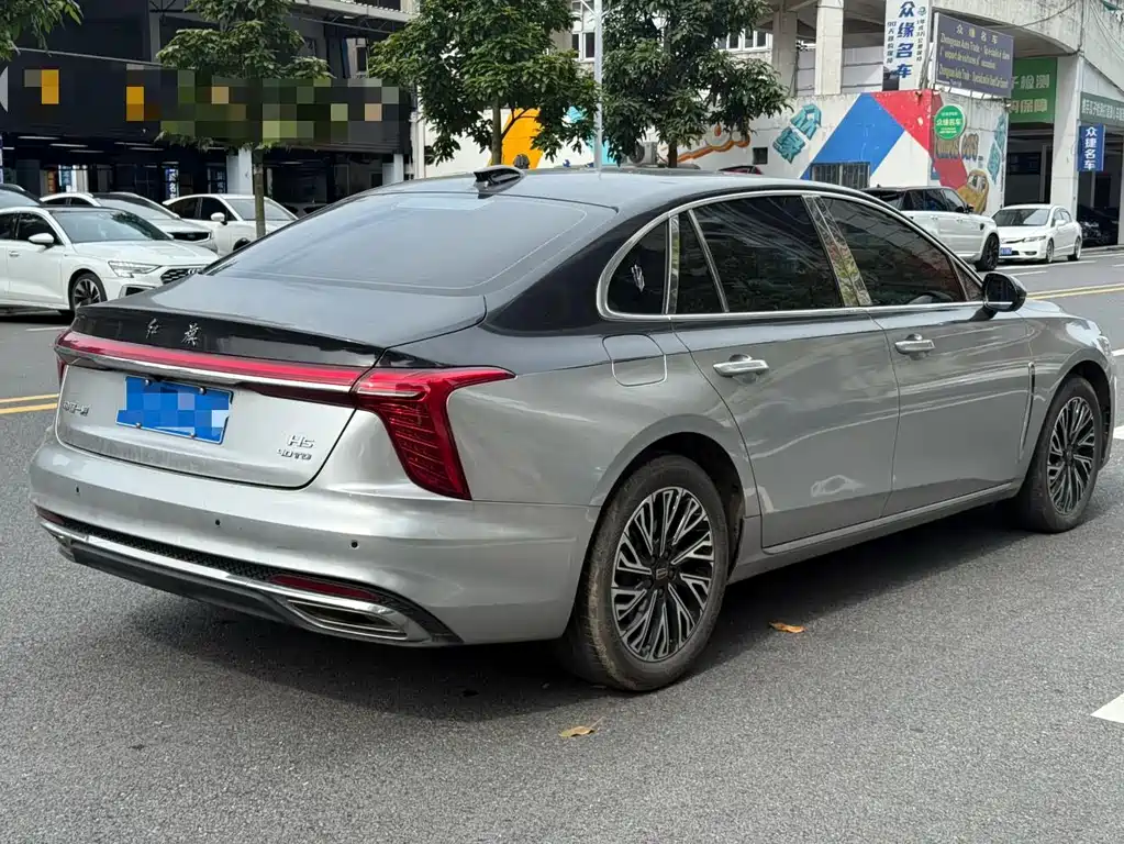 Hongqi Hongqi H5 — миниатюра 11