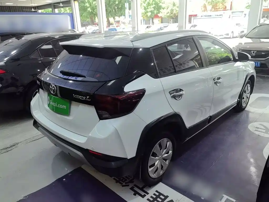 Toyota Yaris L — миниатюра 7