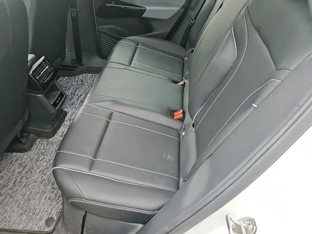 Volkswagen ID.4 X — миниатюра 17