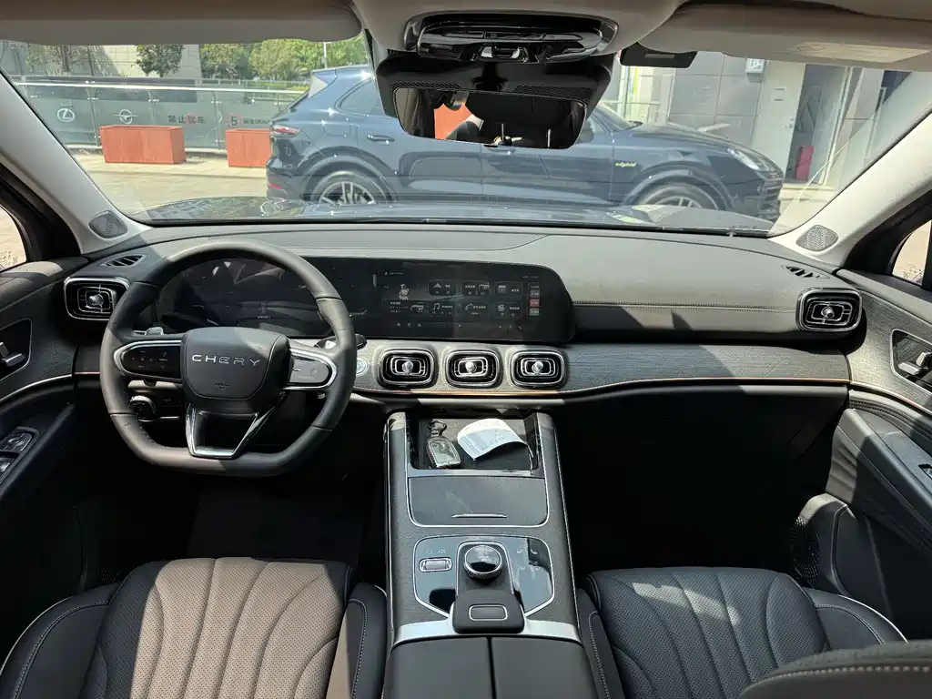 Chery Tiggo 9 9 2023 2.0T DCT Luxury 5 мест