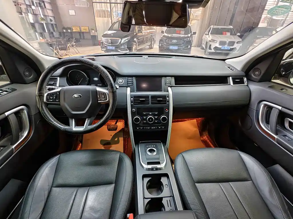 Land Rover Discovery Sport — миниатюра 12