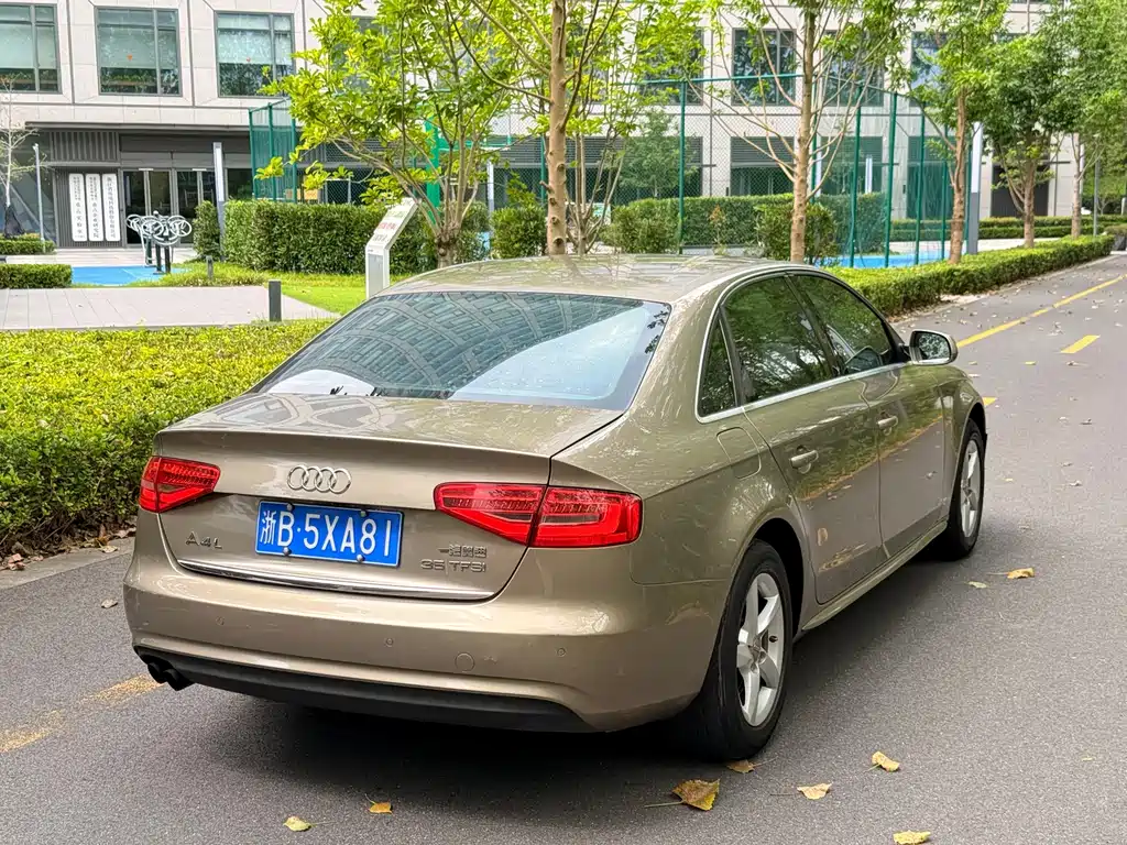 Audi A4L — миниатюра 4