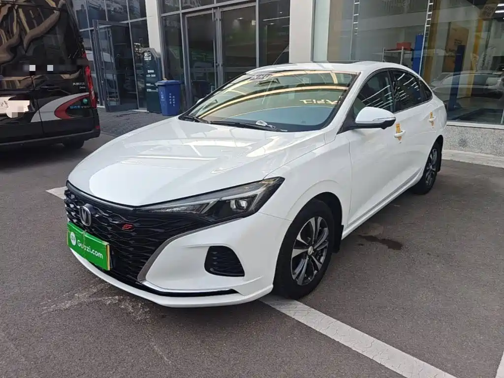Changan Eado — миниатюра 2