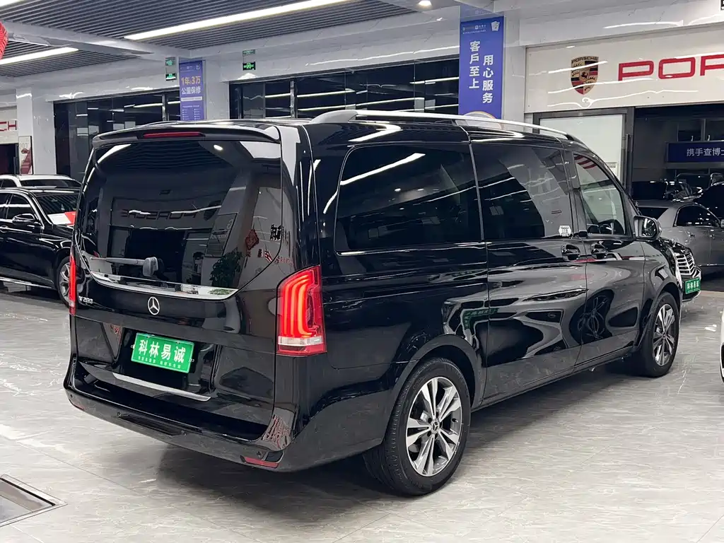 Mercedes-Benz V-Class — миниатюра 4