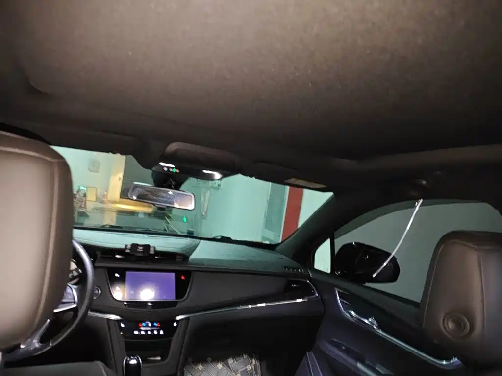 Cadillac XT5 — миниатюра 9