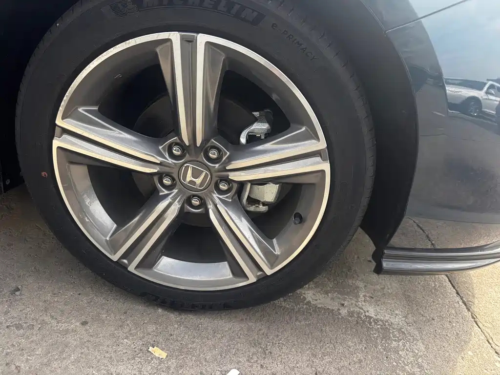 Honda Accord — миниатюра 12