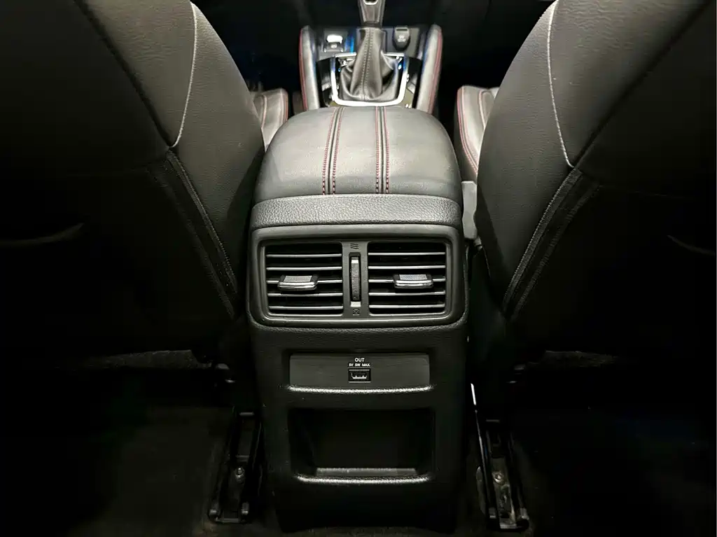 Nissan Qashqai — миниатюра 17