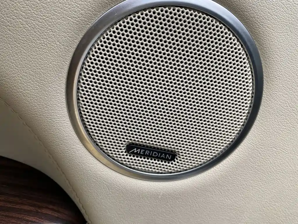 Land Rover Range Rover — миниатюра 14