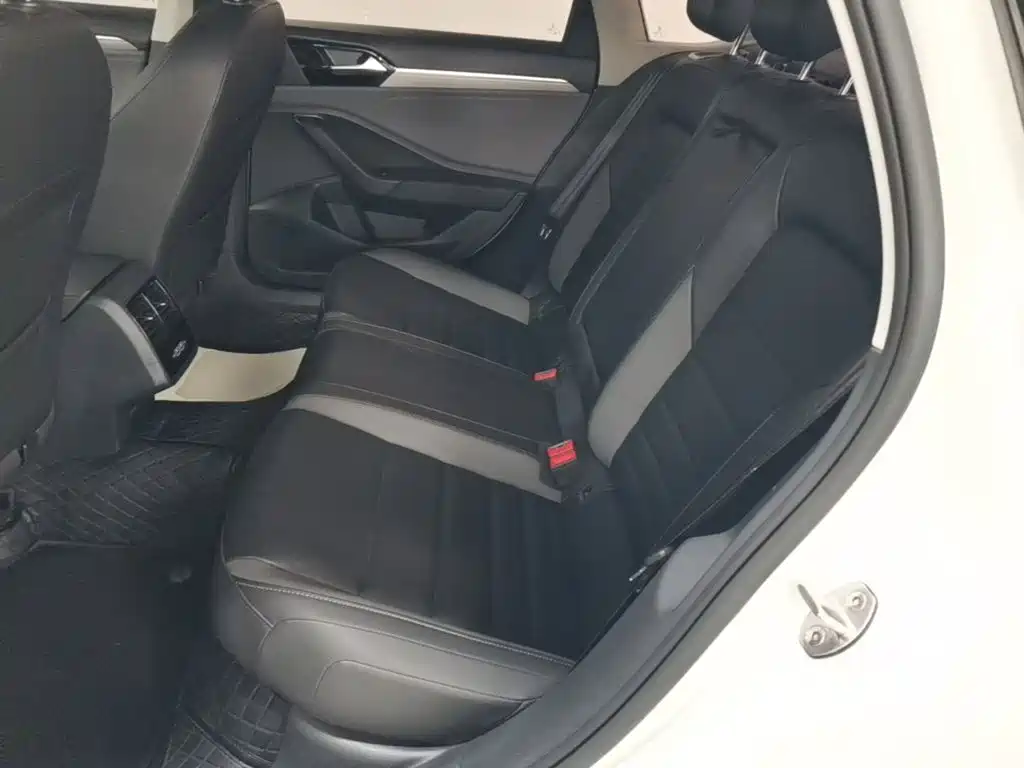 Volkswagen Sagitar — миниатюра 17