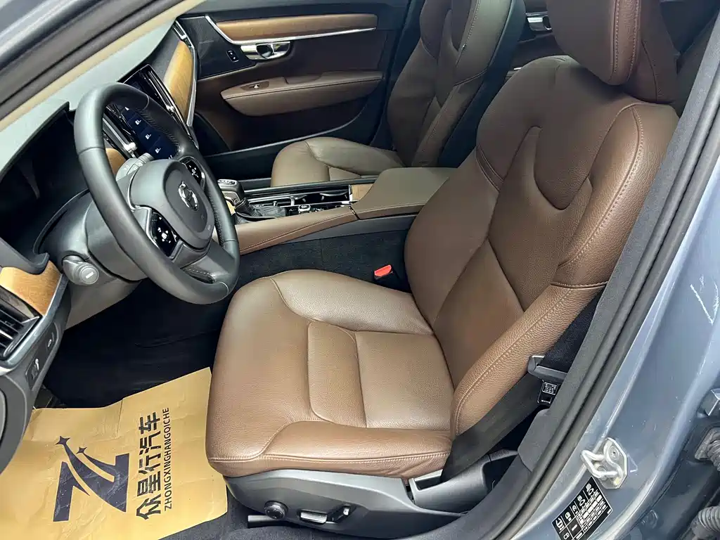 Volvo S90 — миниатюра 17