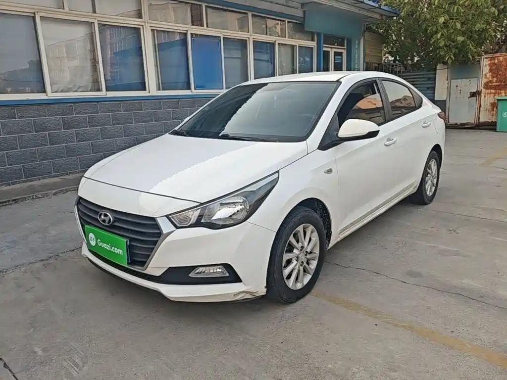 Hyundai Verna — миниатюра 2