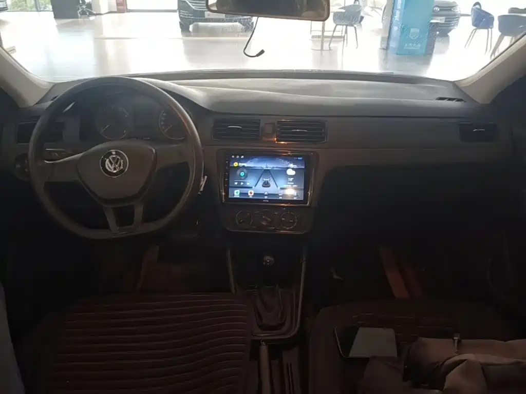 Volkswagen Santana — миниатюра 14