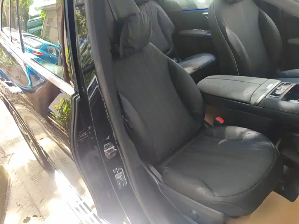 Mercedes-Benz EQS SUV — миниатюра 25