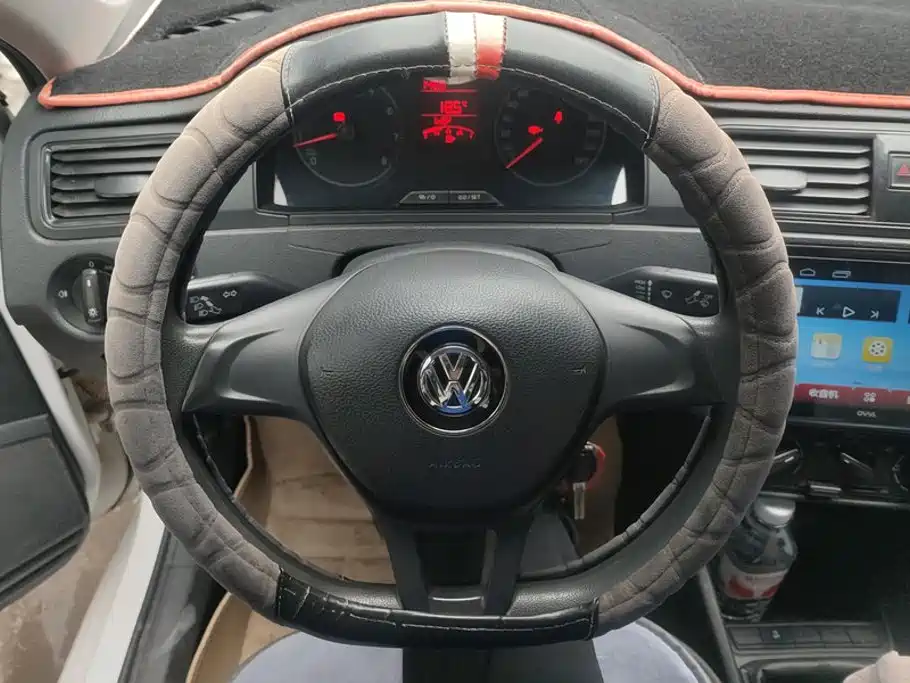 Volkswagen Santana — миниатюра 15