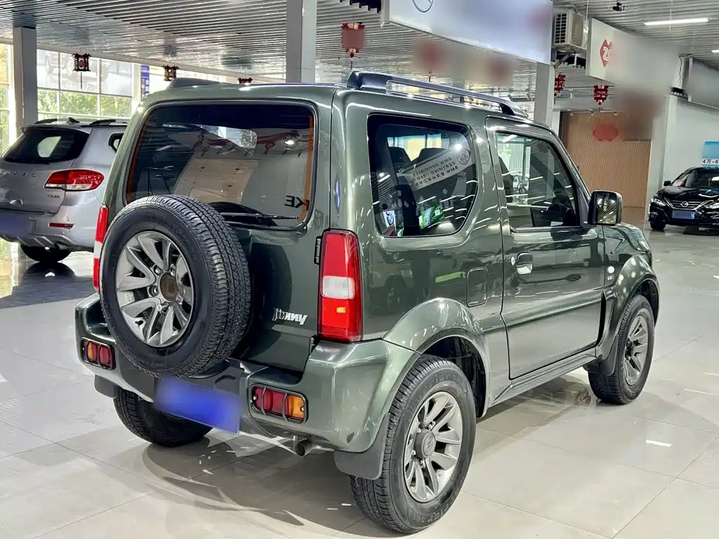 Suzuki Jimny — миниатюра 7