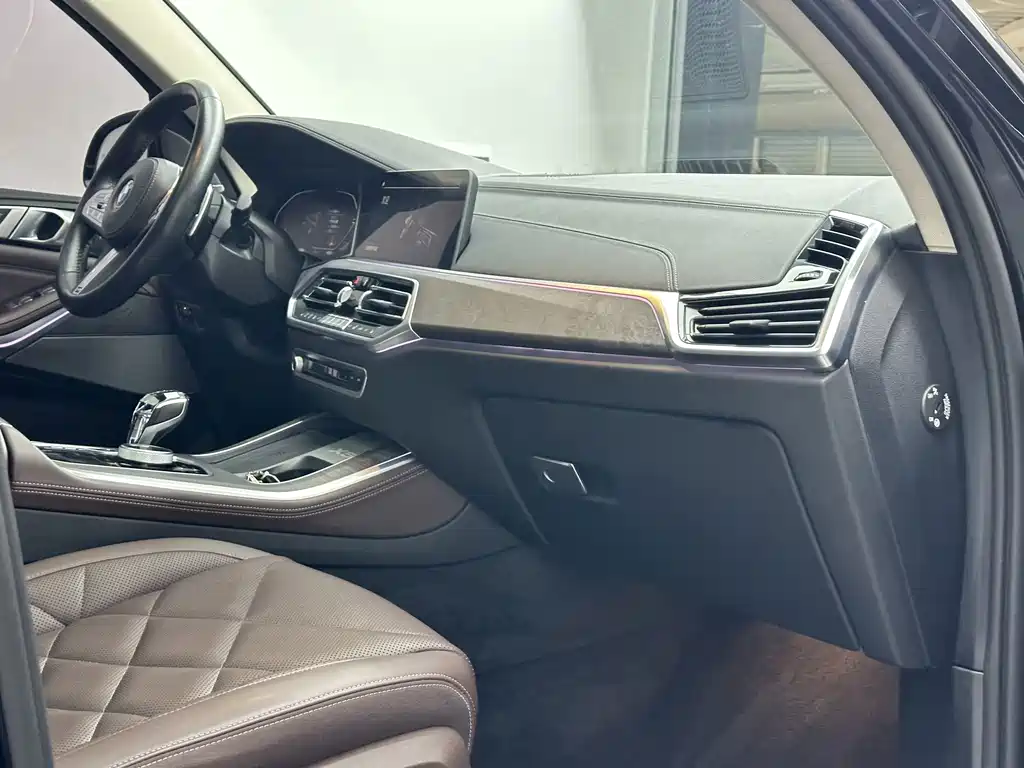 BMW X5 — миниатюра 17