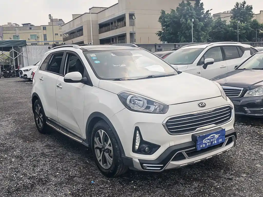 Kia KX3
