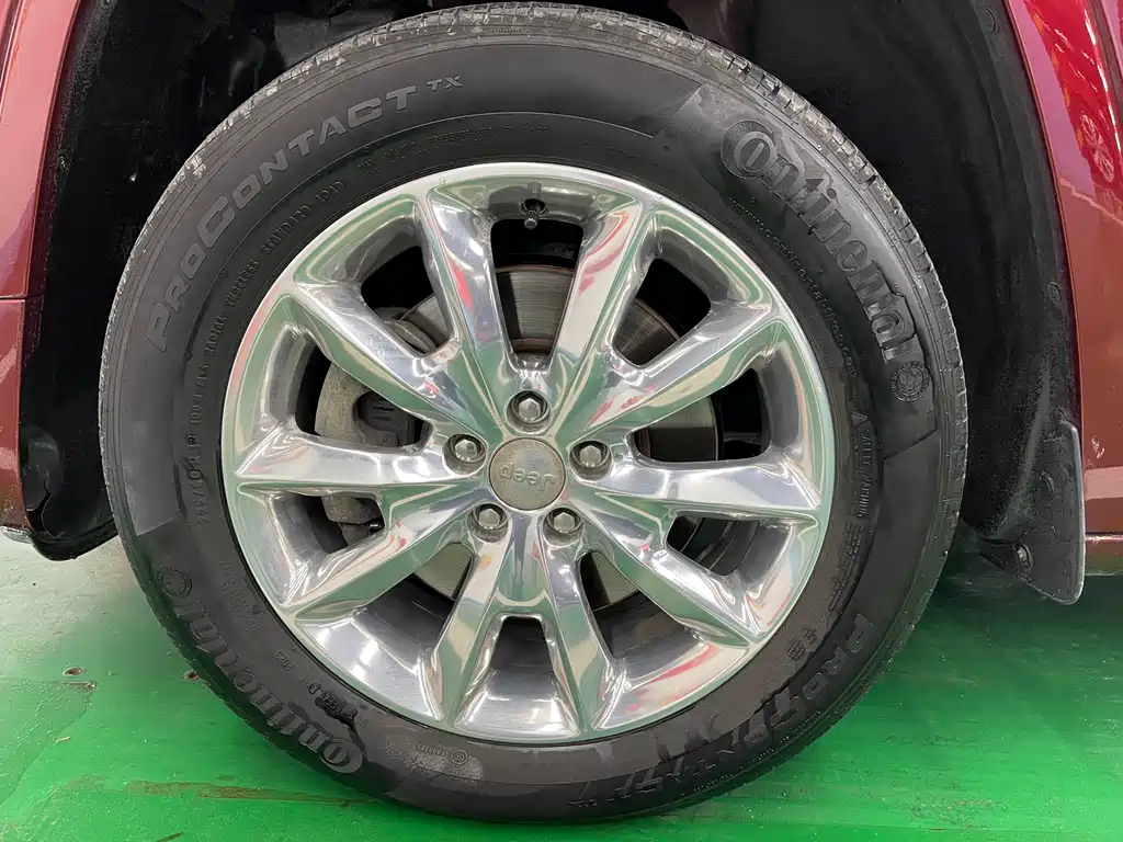Jeep Cherokee — миниатюра 29