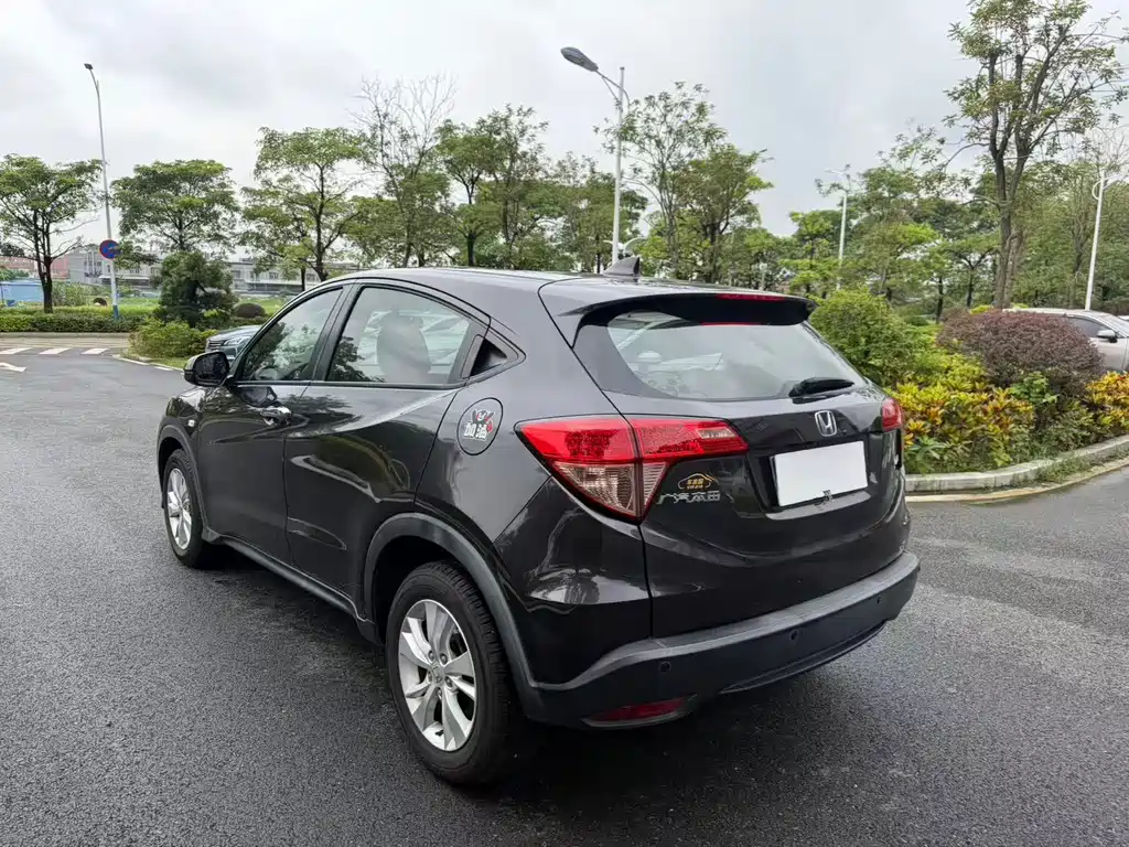 Honda Vezel — миниатюра 10