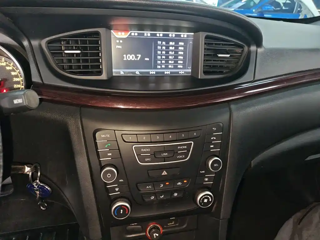 Bestune B50 — миниатюра 13