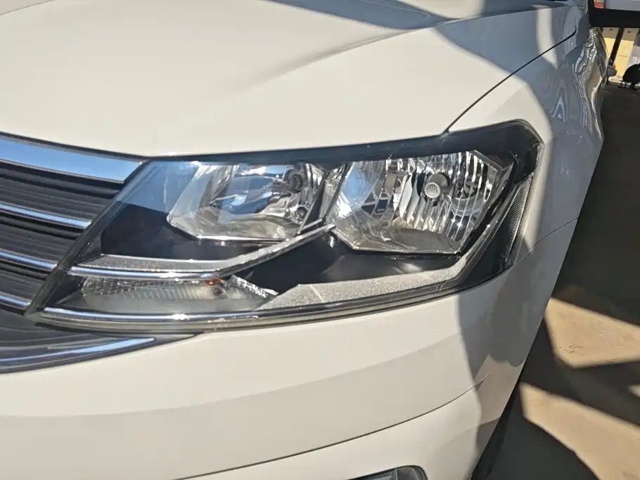 Volkswagen Lavida — миниатюра 5