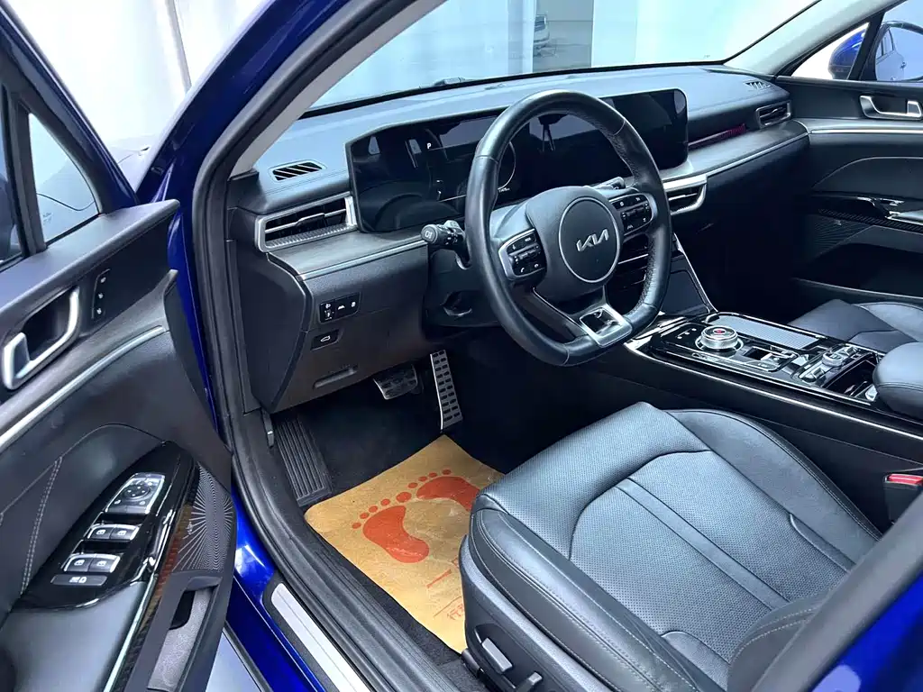 Kia K5 — миниатюра 4