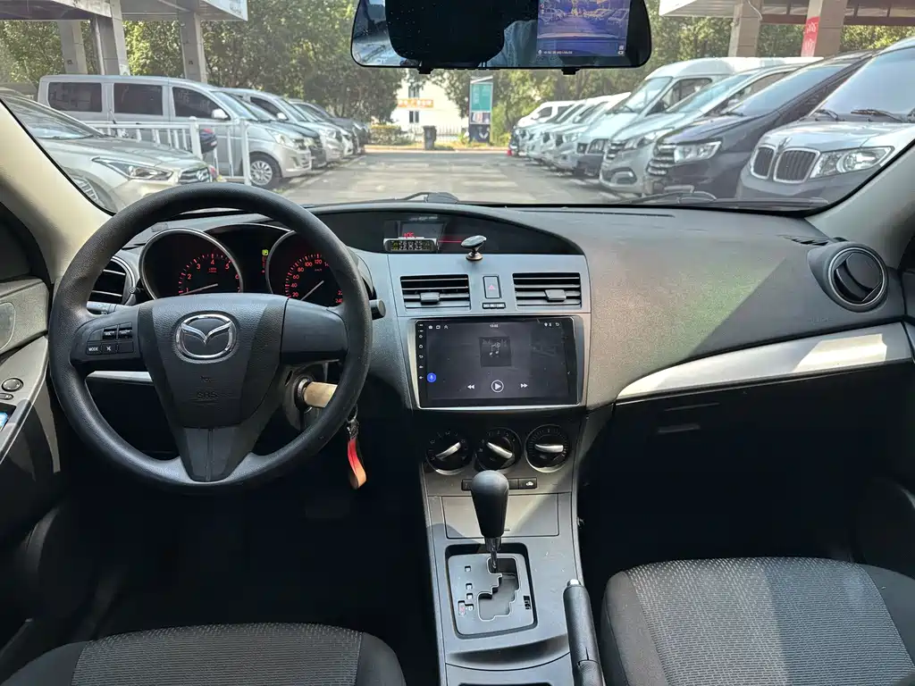 Mazda 3 Xingcheng — миниатюра 6