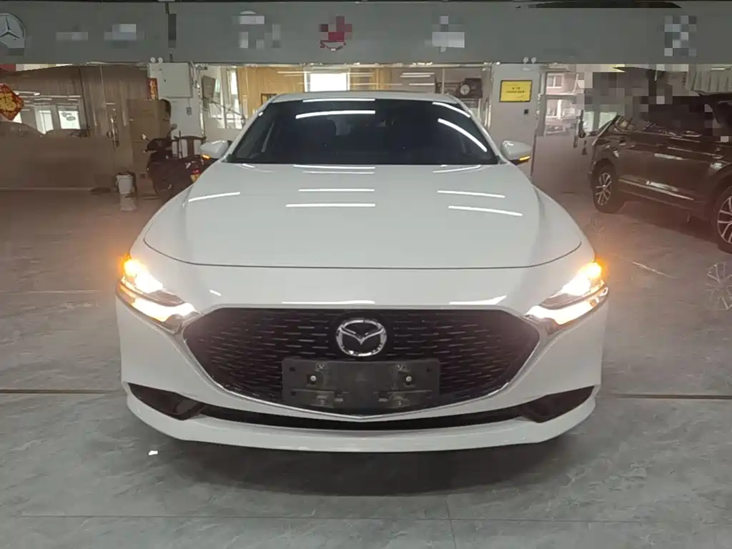 Mazda 3 Axela — миниатюра 3