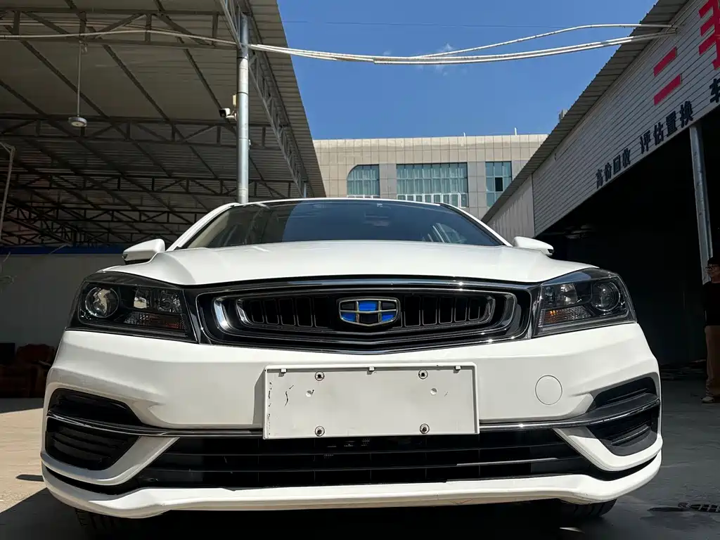 Geely Emgrand — миниатюра 2