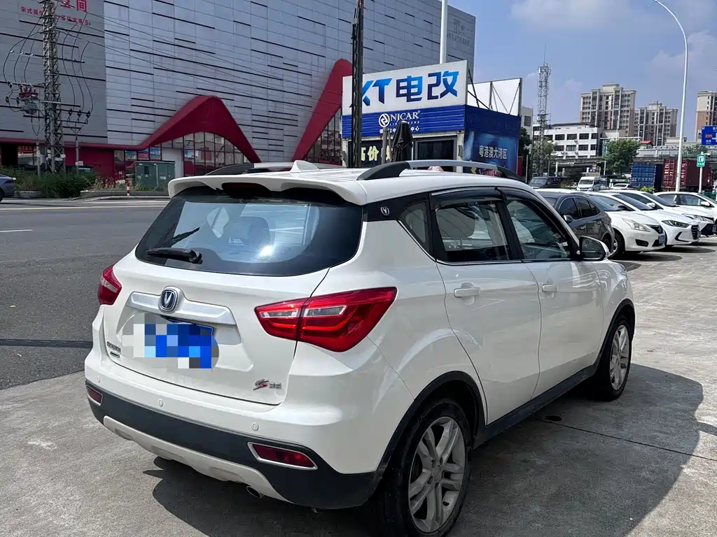 Changan CS35 — миниатюра 9
