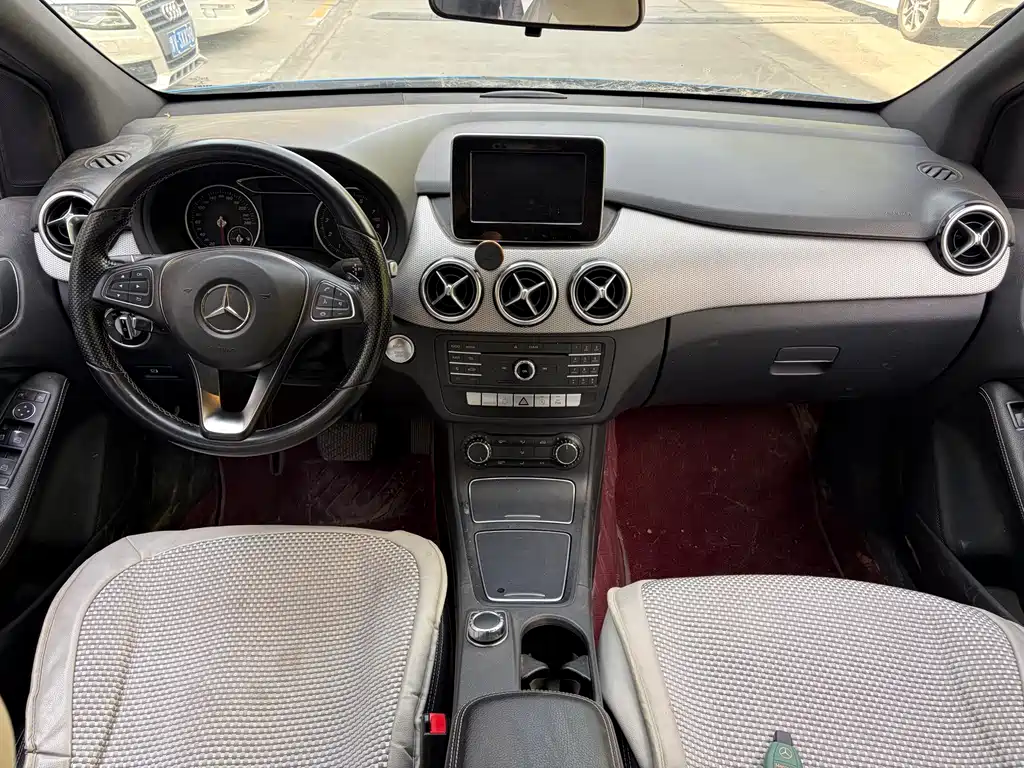 Mercedes-Benz B-Class — миниатюра 5