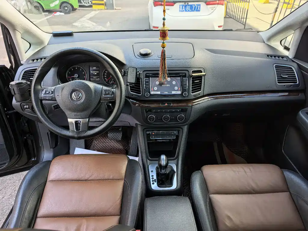 Volkswagen Sharan — миниатюра 12