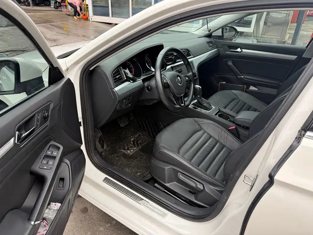 Volkswagen Lamando — миниатюра 7
