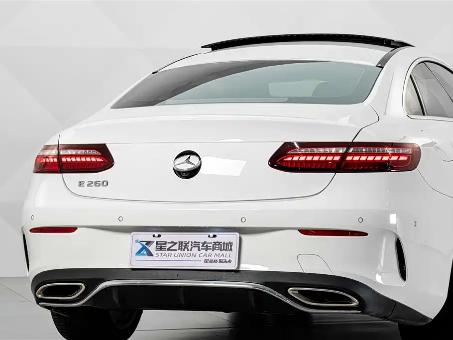 Mercedes-Benz E-Class (Import) — миниатюра 7