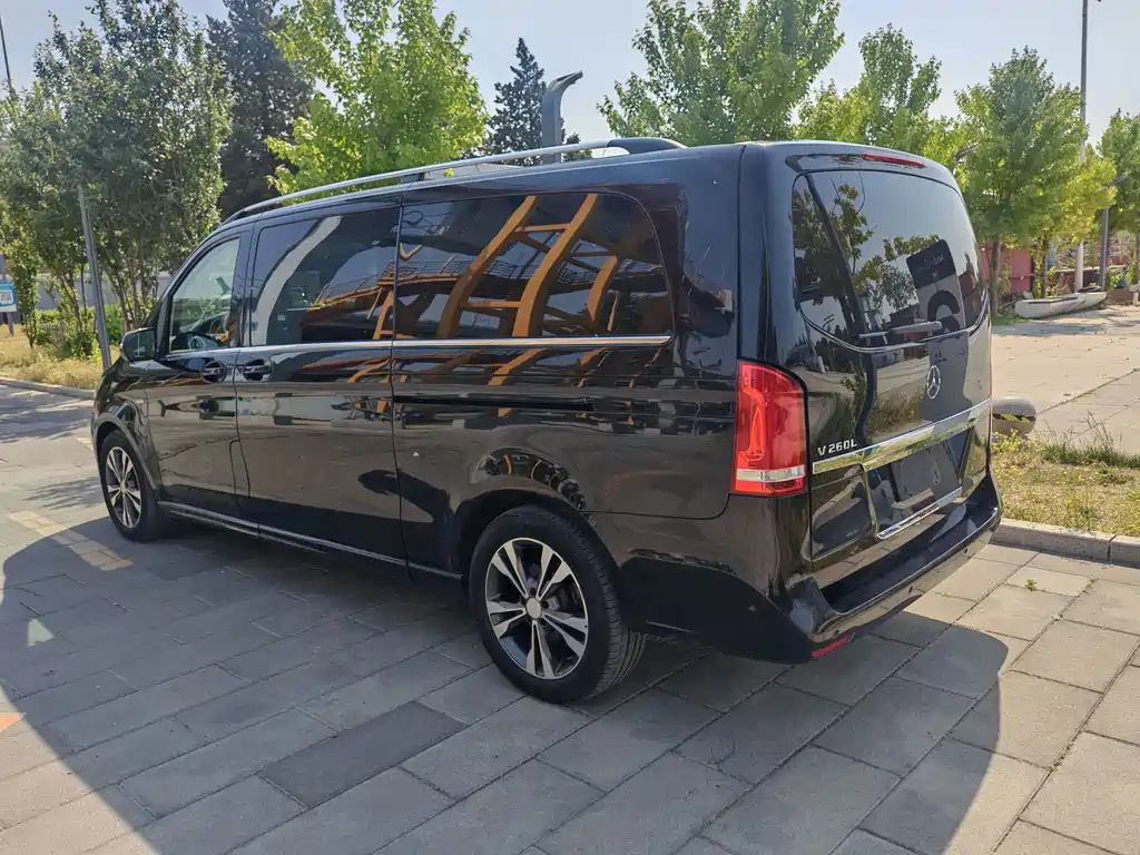 Mercedes-Benz V-Class V 2016 V 260 L Luxury Long Wheelbase