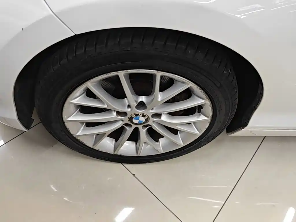 BMW 1 Series (Import) — миниатюра 23
