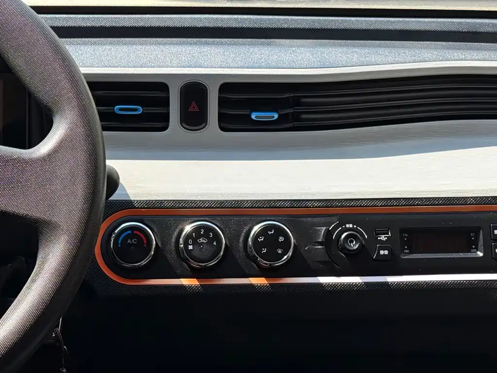 Wuling MINIEV — миниатюра 17