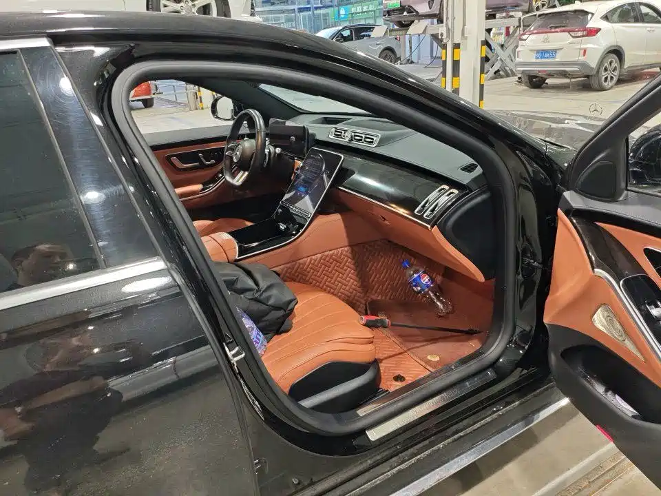 Mercedes-Benz S-Class — миниатюра 6