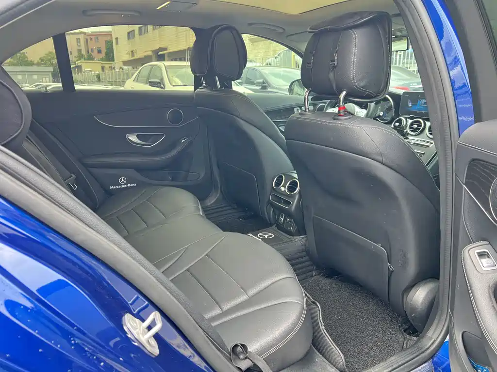 Mercedes-Benz C-Class — миниатюра 19