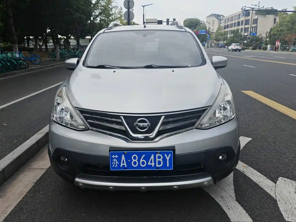 Nissan Livina — миниатюра 2