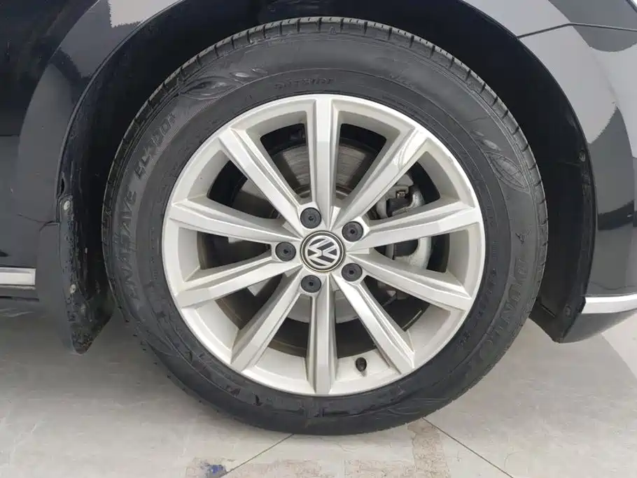 Volkswagen Magotan — миниатюра 6