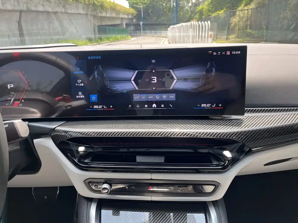 BMW M4 — миниатюра 17