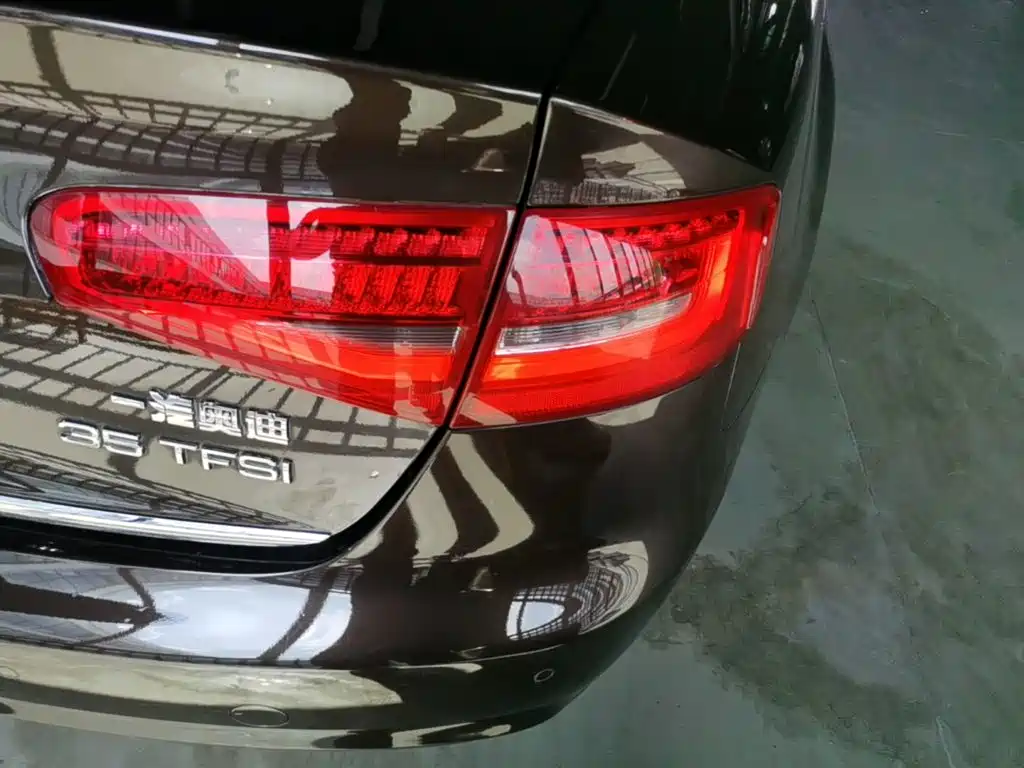 Audi A4L — миниатюра 8
