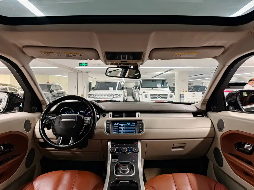 Land Rover Evoque (Import) — миниатюра 15