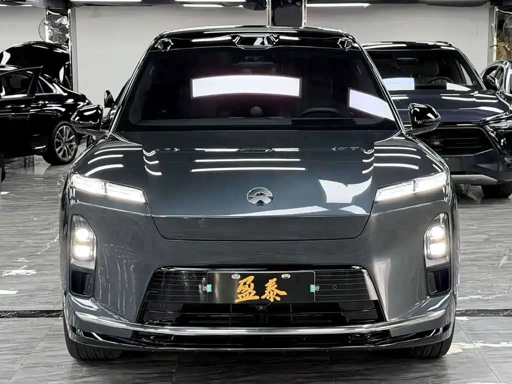 NIO ES8 — миниатюра 2